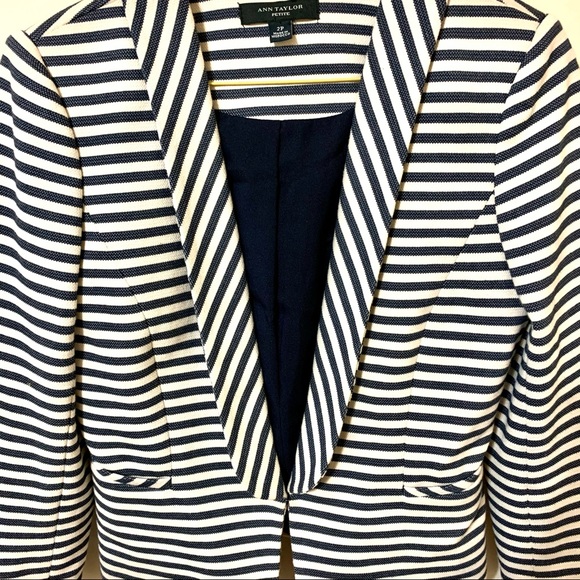 Ann Taylor Navy Stripe Cotton Blend Blazer Jacket Size 2P - Picture 6 of 11